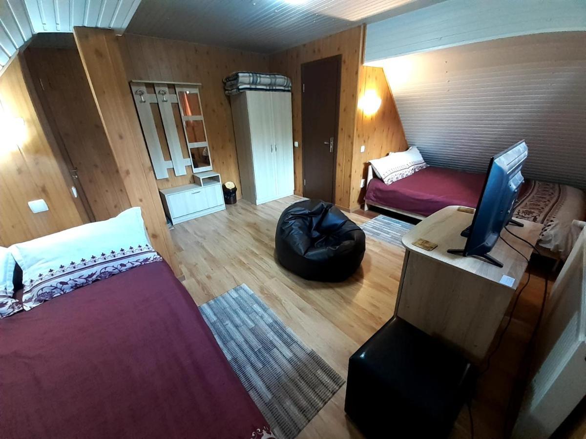 Casa Haiducilor Hotel เปรดัล ภายนอก รูปภาพ